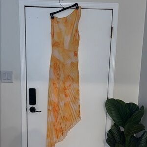 Elegant Orange Sleeveless Dress